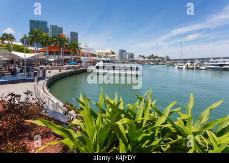 Hafen im Bayside Marketplace in Downtown, Miami, Florida, Vereinigte Staaten von Amerika, Nordamerika Stockfoto