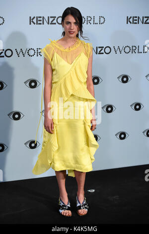 Margaret Qualley bei einem Sommerfest der Signatur" Kenzo Welt' in Madrid am Mittwoch, 06. September 2017. Stockfoto