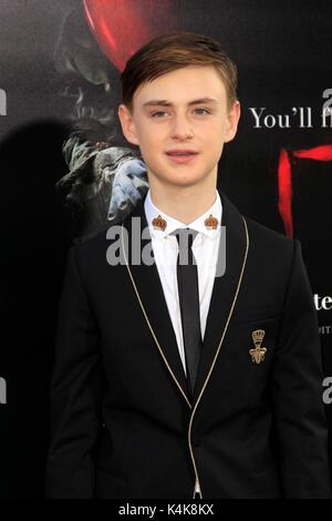 Los Angeles, CA, USA. 5. Sep 2017. Jaeden Lieberher in der Ankunftshalle für es Premiere, TCL Chinese Theatre (ehemals Grauman's), Los Angeles, CA September 5, 2017. Credit: Priscilla Grant/Everett Collection/Alamy leben Nachrichten Stockfoto
