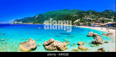 Blick auf Agios Nikitas, Lefkas Insel, Griechenland. Stockfoto