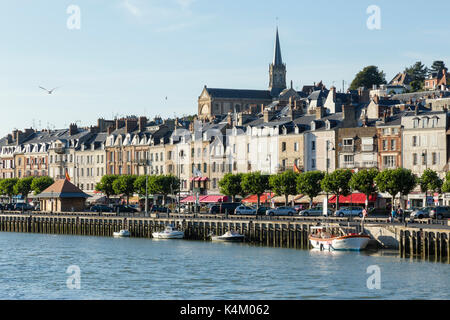 Frankreich, Calvados (14), Trouville-sur-Mer et la Touques // Frankreich, Calvados, Trouville-sur-Mer und Touques Stockfoto