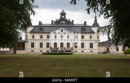 SPARREHOLMS CASTEL 2017 vom Park aus umfasst das Schloss ein Museum mit einer großen Anzahl von Jukebox und ein Automuseum Stockfoto