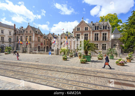 France, Loiret (45), Orléans, mairie dans l'Hôtel Groslot // France, Loiret, Orleans, Rathaus im Groslot Hotel Stockfoto