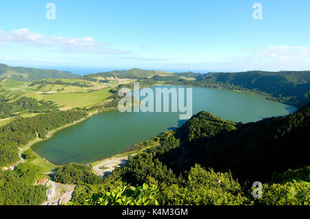 Lagune von Furnas, São Miguel Insel. Azoren, Portugal Stockfoto