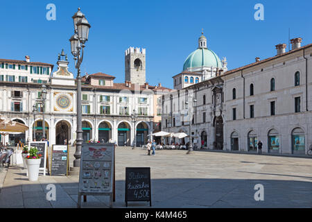 BRESCIA, Italien - 20. Mai 2016: Das Panorama der Piazza della Loggia Quadrat. Stockfoto