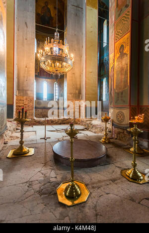 Innenraum der Russisch-orthodoxen St. George Kathedrale im yuriev Kloster in der Nachbarschaft in Weliki Nowgorod, Russland, 1119 Jahr Stockfoto