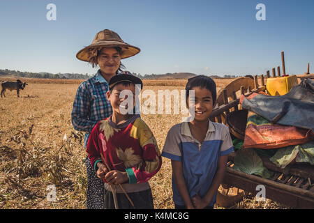 Shan Staat, Myanmar Dez. 26, 2013. Das wirkliche Leben in ländlichen Shan Staat, Myanmar, Birma. Stockfoto