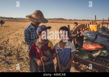 Shan Staat, Myanmar Dez. 26, 2013. Das wirkliche Leben in ländlichen Shan Staat, Myanmar, Birma. Stockfoto