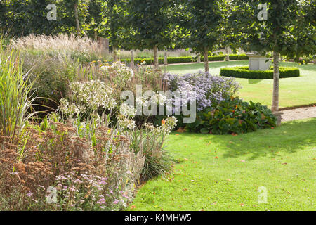 Brightwater Gärten, Saxby, Lincolnshire, Großbritannien. Sommer, August 2017. Stockfoto