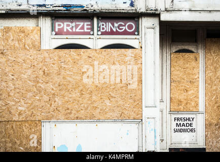 Verbrettert Strandpromenade Bingo Arcade in Seaton Carew in der Nähe von Hartlepool, North East England. Großbritannien Stockfoto