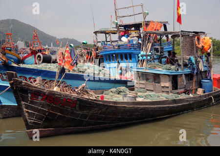 Fischerboote im Hafen von Vung Tau, Vietnam, Indochina, Südostasien, Asien Stockfoto
