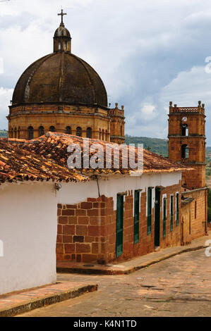 Kolumbien, Santander, Blick auf die kolonialen Kirche im Dorf Barichara, in der Nähe von San Gil Stockfoto