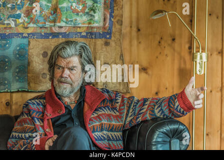 Alpinist Reinhold Messner in seinem Schloss Juval in Südtirol, Italien Stockfoto