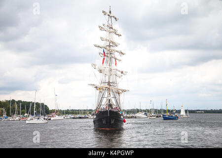 Warnemünde/Deutschland - 12. August 2017: Segelschiff Mercedes an öffentliche Veranstaltung Hanse Sail in Warnemünde, Deutschland. Stockfoto