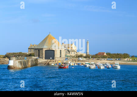 Frankreich, Manche (50), Cap de la Hague, Auderville, Port de Goury et le phare de La Hague // Frankreich, Manche, Halbinsel Cotentin, Cap de la Hague, Auderv Stockfoto