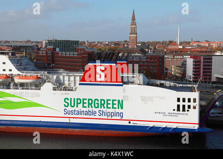 Die Stena Line Fähre Stena Germanica angedockt im Kieler Hafen Norddeutschland Stockfoto