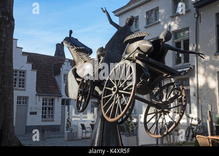 Brügge, Belgien, 11. Juni 2014: Der Zeus, Leda, Prometheus und Pegasus besuchen Sie Brügge, Statue in walplein von Jef Claerhout (Tielt 1937), belgische sculpt Stockfoto