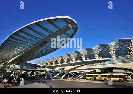 Bahnhof Oriente, entworfen vom Architekten Santiago Calatrava. Lissabon, Portugal Stockfoto