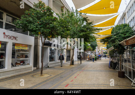 Nikosia - 21. MÄRZ 2017: Nikosia Straße Ledra am 21. März 2017 in Nikosia, Zypern. Stockfoto