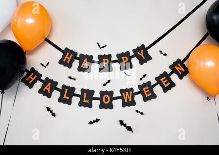 Happy Halloween Party Girlande mit Luftballons Stockfoto