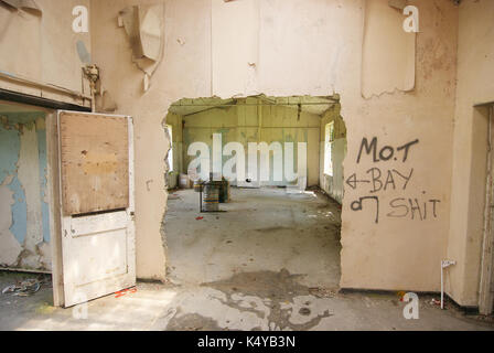 Innenraum eines verlassenen RAF Station in Hampshire, England Stockfoto