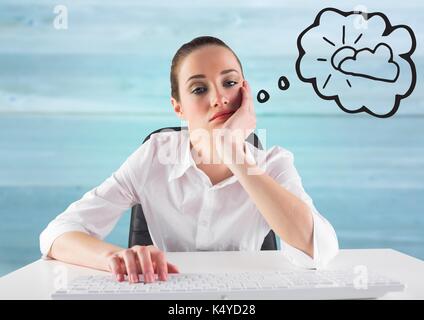 Digital composite Gelangweilter business Frau am Schreibtisch träumen von Sonne gegen blurry blau Holz Panel Stockfoto