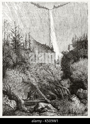 Yosemite Falls ragt über Wald und Figuren auf einer Brücke, Kalifornien. Holzstich, vertikale Ausrichtung. Paris, 1862. Stockfoto