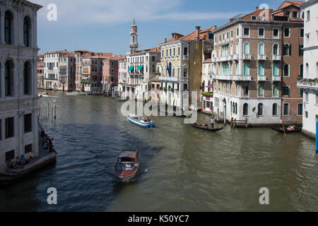 RA Reise in die antike Stadt von Venedig, Romantisches Wochenende im Meer, malerische Gebäude, Kanäle und Wasserwege Stockfoto
