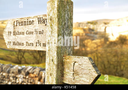 Old style Anmelden Yorkshire Dales UK Stockfoto