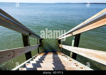 Georgia, St. Simons Island,Neptune Park,Waterfront,Wassertreppe,USA US Vereinigte Staaten Amerika Nordamerika,GA170512013 Stockfoto