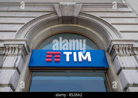 TIM (Telecom Italia Mobile) Logo, Italienisch Mobilfunknetz Marke Stockfoto