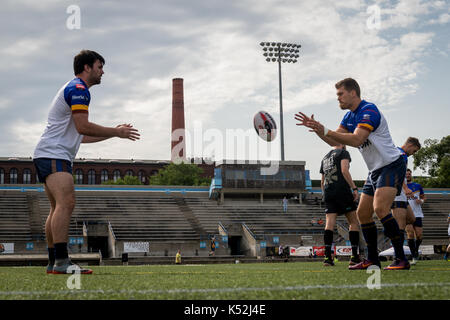 September 02, 2017. Toronto, Kanada - Spieler von Whitehaven erwärmt, bevor Super 8 s Runde 4 Spiel zwischen Toronto Wolfpack (Kanada) vs Whitehaven RLFC Stockfoto