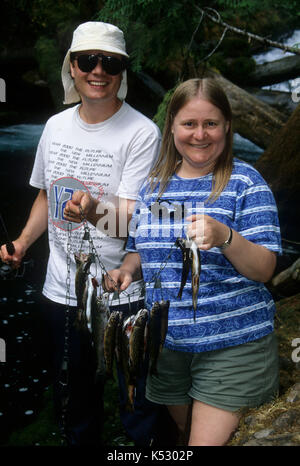 Fisch Stringer am oberen McKenzie River, McKenzie Wild und Scenic River, Willamette National Forest, Oregon Stockfoto