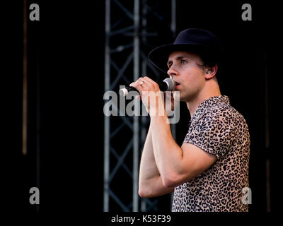 Maximo Park die siegreichen Music Festival in Portsmouth, England spielen Stockfoto