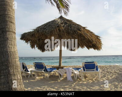 Strand auf der karibischen Insel Curacao Stockfoto