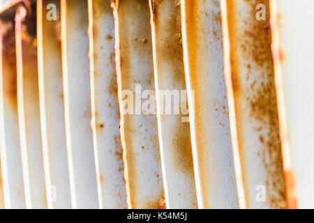 Branche Maschinen hintergrund rostiges Metall Stahl Grill Belüftung. Stockfoto