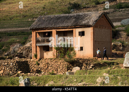 Traditionelle Merina Häuser, Hochland in der Nähe von Antsirabe, Madagaskar Stockfoto