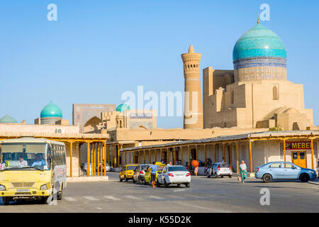 Buchara, Usbekistan - 3. SEPTEMBER: Blick über die Altstadt von Buchara, mit Kalyan Minarett hinter sich. September 2016 Stockfoto