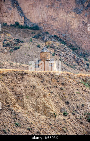 Armenien. Kirche der seligen Jungfrau Maria des dreizehnten Jahrhunderts im Dorf Areni. Stockfoto