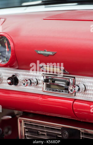 1955 Ford Thunderbird Cabrio Interieur. Klassische amerikanische T Vogel Stockfoto