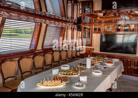 Festsaal auf Yacht Stockfoto