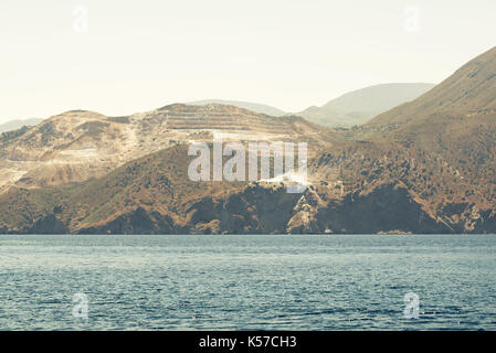 Meer und Berge Landschaft Stockfoto