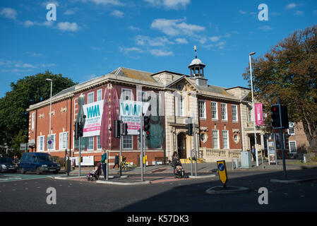 Worthing Museum und Kunstgalerie, Worthing, West Sussex, England, UK. Stockfoto