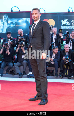 Venedig, Italien. 08 Sep, 2017. Matthias schoenaerts die Teilnahme an der "Le fidèle" Premiere auf dem 74. Internationalen Filmfestival von Venedig im Palazzo del Cinema am September 08, 2017 in Venedig, Italien Quelle: geisler - fotopress/alamy leben Nachrichten Stockfoto