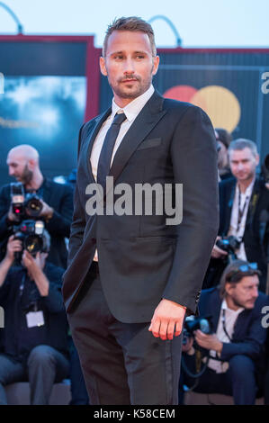 Venedig, Italien. 08 Sep, 2017. Matthias schoenaerts die Teilnahme an der "Le fidèle" Premiere auf dem 74. Internationalen Filmfestival von Venedig im Palazzo del Cinema am September 08, 2017 in Venedig, Italien Quelle: geisler - fotopress/alamy leben Nachrichten Stockfoto