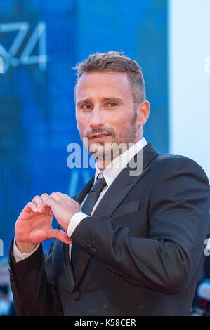 Venedig, Italien. 08 Sep, 2017. Matthias schoenaerts die Teilnahme an der "Le fidèle" Premiere auf dem 74. Internationalen Filmfestival von Venedig im Palazzo del Cinema am September 08, 2017 in Venedig, Italien Quelle: geisler - fotopress/alamy leben Nachrichten Stockfoto