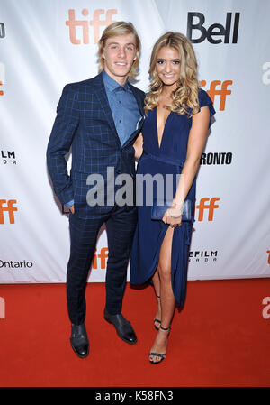 Toronto, Ontario, USA. 7. Sep 2017. 07. September 2017 - Toronto, Ontario Kanada - Denis Shapovalov. 2017 Toronto International Film Festival - ''Borg/McEnroe'' Premiere gehalten an Roy Thomson Hall. Photo Credit: Brent Perniac/AdMedia Credit: Brent Perniac/AdMedia/ZUMA Draht/Alamy leben Nachrichten Stockfoto