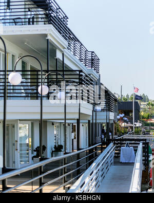 Waterfront Sanierung im Lido Marina Village in Newport Beach, CA. Stockfoto