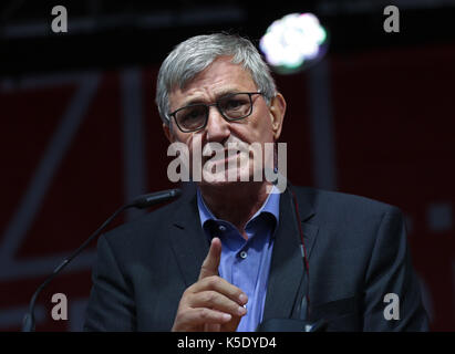 Frankfurt am Main, Deutschland. 08 Sep, 2017. Ko-vorsitzende der Partei Die Linke, Bernd Riexinger Halten einer Rede in Frankfurt. Credit: Alexander Pohl/Pacific Press/Alamy leben Nachrichten Stockfoto