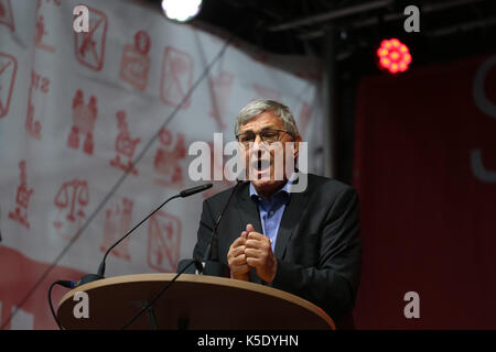 Frankfurt am Main, Deutschland. 08 Sep, 2017. Ko-vorsitzende der Partei Die Linke, Bernd Riexinger Halten einer Rede in Frankfurt. Credit: Alexander Pohl/Pacific Press/Alamy leben Nachrichten Stockfoto